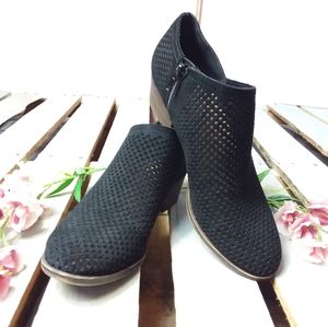 Lucky Brand Ankle Boots Perforated Black Leather